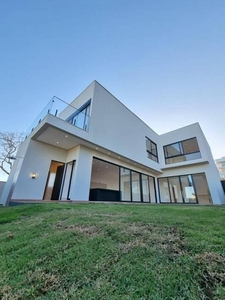 Cond. horizontal casa com 4 quartos à venda, 408.0m²