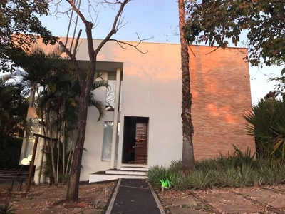 Cond. horizontal casa com 5 quartos à venda, 469.0m²