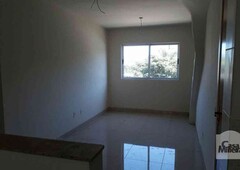 Apartamento com 2 quartos à venda no bairro Cabral, 45m²