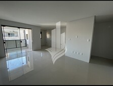 Apartamento no Bairro Itoupava Seca em Blumenau com 2 Dormitórios (1 suíte) e 75 m²