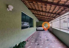 Casa com 3 quartos à venda no bairro Santo André, 168m²