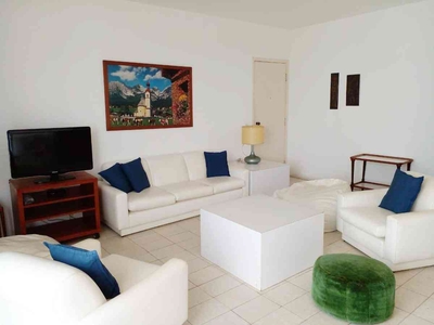Apartamento com 3 quartos à venda no bairro Pitangueiras, 120m²