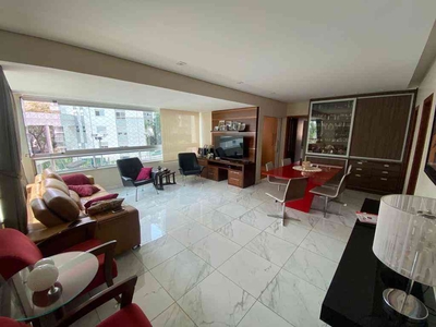 Apartamento com 4 quartos à venda no bairro Santo Agostinho, 135m²