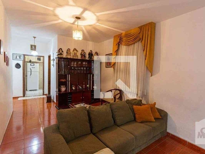 Casa com 4 quartos à venda no bairro Renascença, 106m²