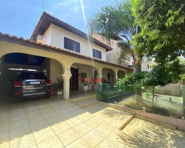 Casa com 4 dormitórios, 230 m² - venda por R$ 870.000 ou aluguel por R$ 4.200/mês - Lago P