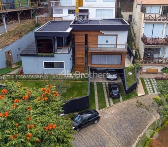 Casa Duplex à venda em Vargem Grande - Teresópolis RJ