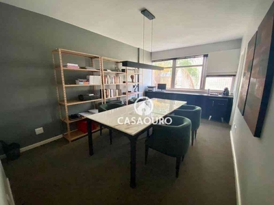 Sala à venda no bairro Lourdes, 30m²