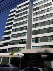 Apartamento para venda possui 145 metros quadrados com 4 quartos em Ponta Verde - Maceió -