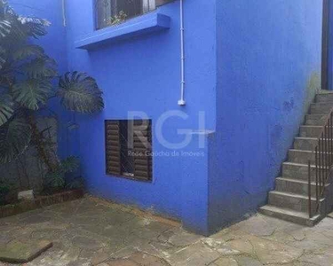 ![CDATA[Casa para Venda - 155m², 5 dormitórios, 2 vagas - Partenon]]