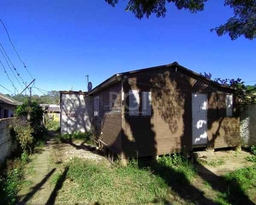 ![CDATA[Casa para Venda - 50m², 2 dormitórios, 3 vagas - Ponta Grossa]]