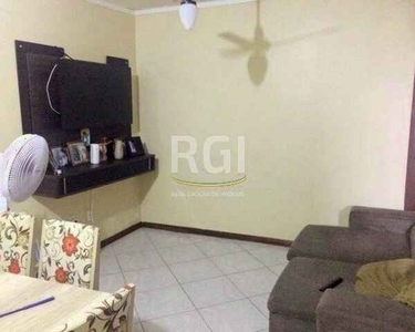 ![CDATA[Sobrado para Venda - 80m², 2 dormitórios, 1 vaga - Hípica]]