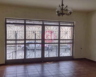 OPORTUNIDADE DE MORAR NO CENTRO DE JACAREÍ !!! Casa 3 dormitórios sendo 1 suite, garagem c