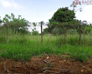 Terreno, 1000M² de Área Construída