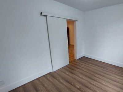 Apartamento com 2 Quartos e 3 banheiros à Venda, 78 m² por R$ 1.250.000