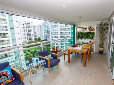 Apartamento em Barra da Tijuca, Rio de Janeiro/RJ de 160m² 3 quartos à venda por R$ 2.299.000,00