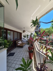 Apartamento em Barra da Tijuca, Rio de Janeiro/RJ de 223m² 4 quartos à venda por R$ 2.299.000,00