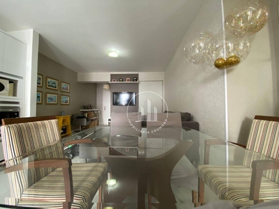 Apartamento em Capoeiras, Florianópolis/SC de 89m² 3 quartos à venda por R$ 799.000,00