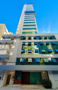 Apartamento em Centro, Balneário Camboriú/SC de 145m² 3 quartos à venda por R$ 2.399.000,00