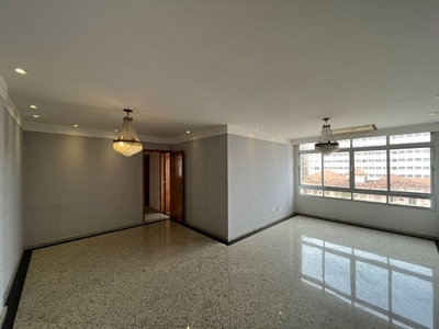 Apartamento em Gonzaga, Santos/SP de 150m² 3 quartos à venda por R$ 949.000,00