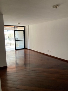 Apartamento em Ingá, Niterói/RJ de 160m² 4 quartos à venda por R$ 889.000,00