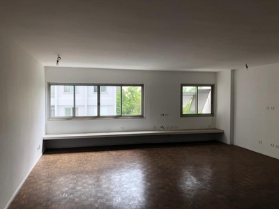 Apartamento em Jardim Paulista, São Paulo/SP de 180m² 3 quartos à venda por R$ 2.014.000,00