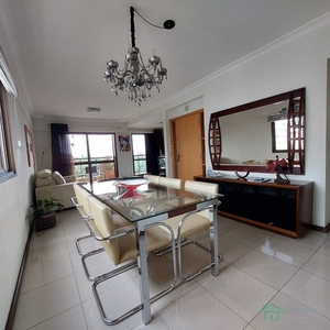 Apartamento em Vila Adyana, São José dos Campos/SP de 0m² 3 quartos à venda por R$ 1.430.000,00