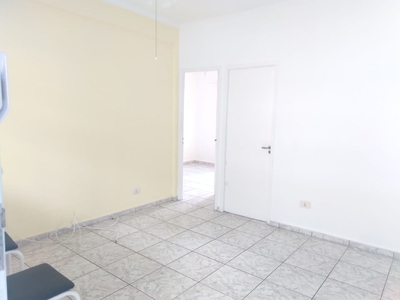 Apartamento em Vila Guilhermina, Praia Grande/SP de 62m² 2 quartos à venda por R$ 198.000,00