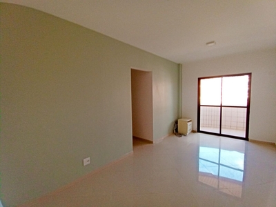 Apartamento em Vila Tupi, Praia Grande/SP de 86m² 3 quartos à venda por R$ 409.000,00