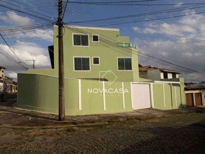 Casa com 3 quartos à venda no bairro Xangri-lá, 177m²
