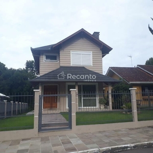 Casa em Avenida Central, Gramado/RS de 228m² 3 quartos à venda por R$ 2.299.000,00
