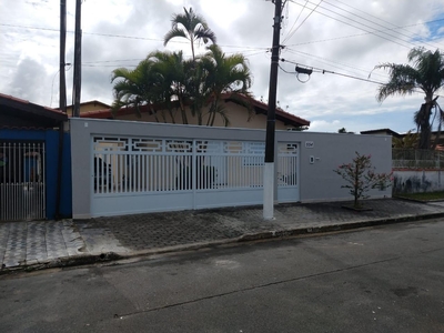 Casa em Balneário Flórida, Praia Grande/SP de 145m² 3 quartos à venda por R$ 998.000,00