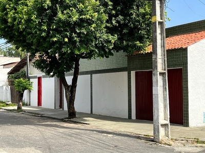 Casa em Cambeba, Fortaleza/CE de 112m² 4 quartos à venda por R$ 649.000,00