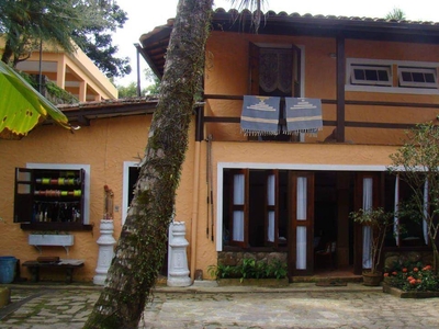 Casa em Camorim, Angra dos Reis/RJ de 400m² 5 quartos à venda por R$ 2.499.000,00