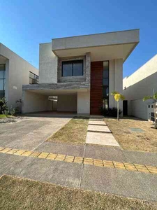 Casa em Condomínio com 4 quartos à venda no bairro Jardins Valência, 389m²