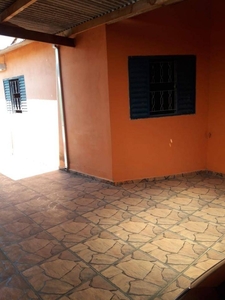 Casa em Conjunto Residencial Araretama, Pindamonhangaba/SP de 250m² 3 quartos à venda por R$ 299.000,00