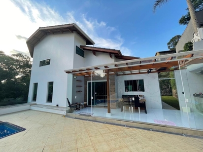 Casa em Cumbari, Mairiporã/SP de 300m² 4 quartos à venda por R$ 2.499.000,00