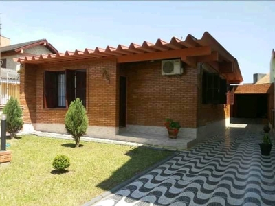 Casa em Engenho, Guaíba/RS de 76m² 3 quartos à venda por R$ 449.000,00