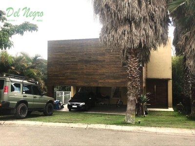 Casa em Granja Viana, Cotia/SP de 450m² 5 quartos à venda por R$ 3.499.000,00