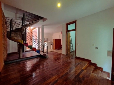 Casa em Ingá, Niterói/RJ de 225m² 4 quartos à venda por R$ 789.000,00