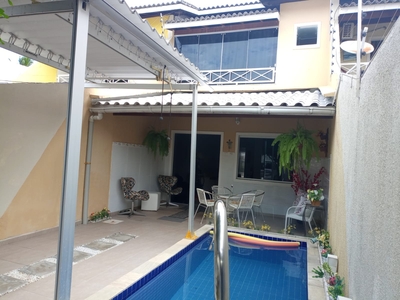Casa em Ipitanga, Lauro De Freitas/BA de 154m² 3 quartos à venda por R$ 549.000,00