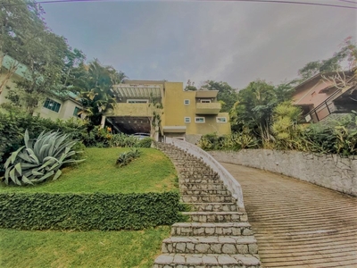 Casa em Itaipu, Niterói/RJ de 250m² 3 quartos à venda por R$ 1.394.000,00