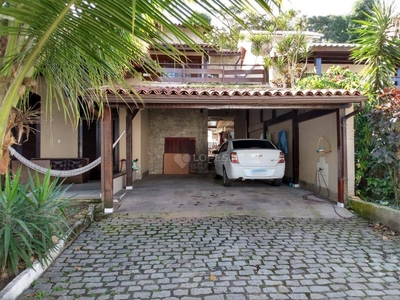 Casa em Itaipu, Niterói/RJ de 360m² 5 quartos à venda por R$ 1.199.000,00