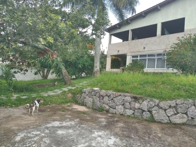 Casa em Itaipu, Niterói/RJ de 400m² 5 quartos à venda por R$ 899.000,00