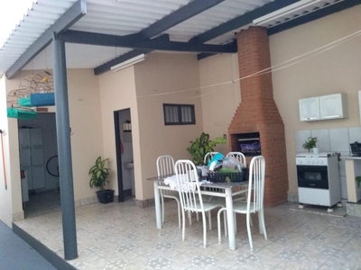 Casa em Jardim Bela Vista, Bauru/SP de 164m² 2 quartos à venda por R$ 389.000,00
