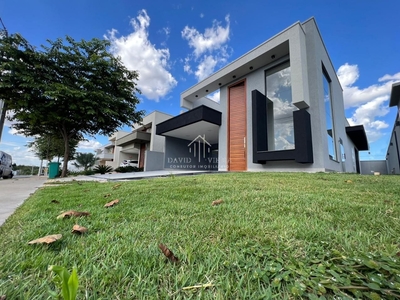 Casa em Jardim Esmeraldas, Aparecida de Goiânia/GO de 151m² 3 quartos à venda por R$ 1.259.000,00