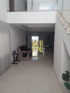 Casa em Jardim Montecatini, Londrina/PR de 268m² 4 quartos à venda por R$ 1.389.000,00