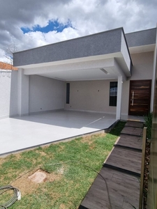 Casa em Jardim Presidente, Goiânia/GO de 136m² 3 quartos à venda por R$ 549.000,00