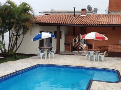Casa em Jardim Shangri-Lá, Atibaia/SP de 510m² 3 quartos à venda por R$ 888.000,00