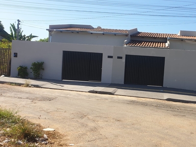 Casa em Loteamento Tropical Verde, Goiânia/GO de 96m² 3 quartos à venda por R$ 366.500,00