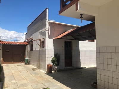 Casa em Niterói, Canoas/RS de 200m² 3 quartos à venda por R$ 649.000,00